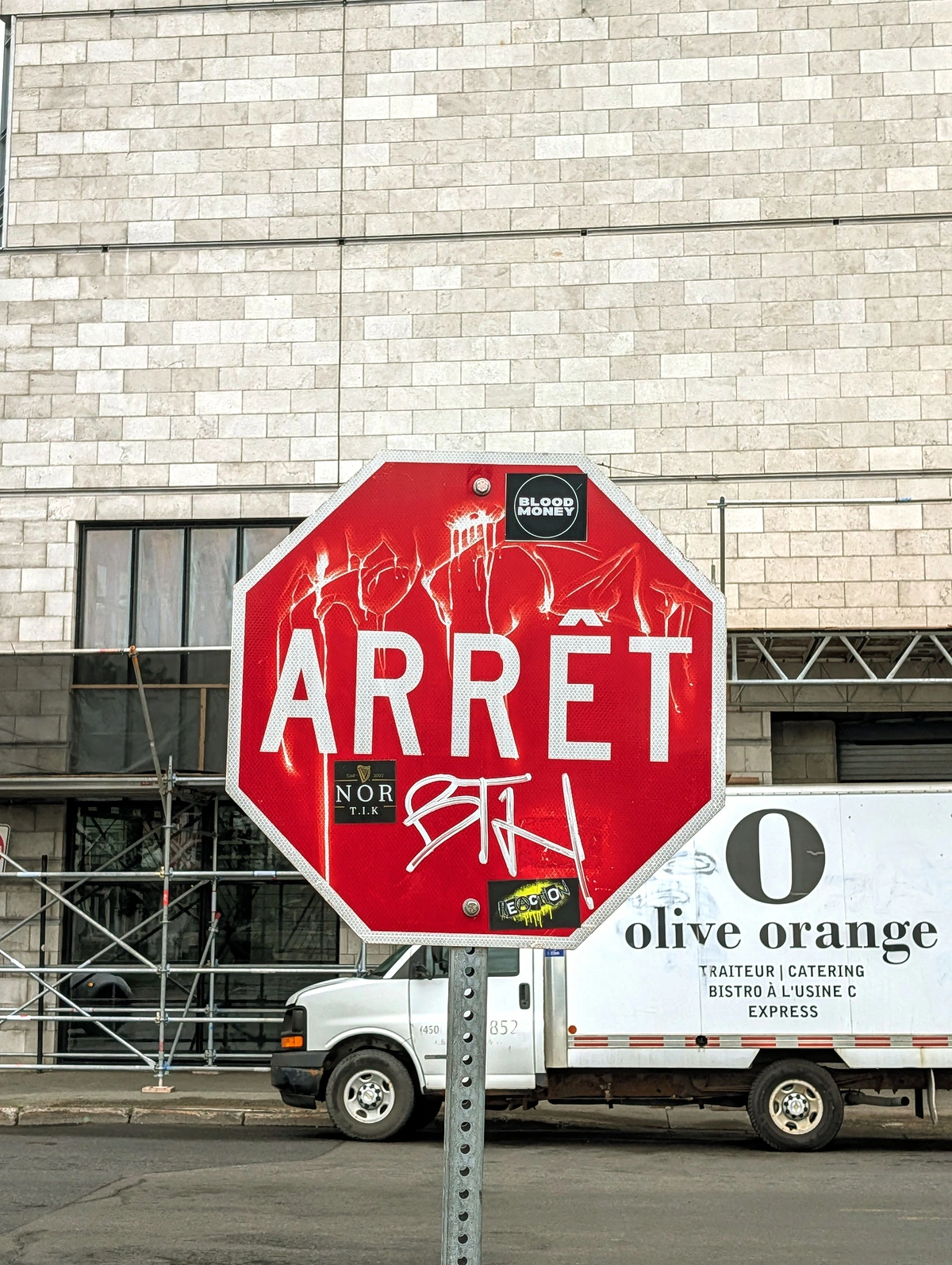 Arret sign