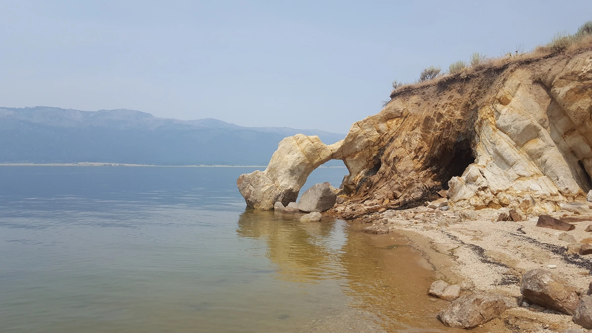 Coastal arch