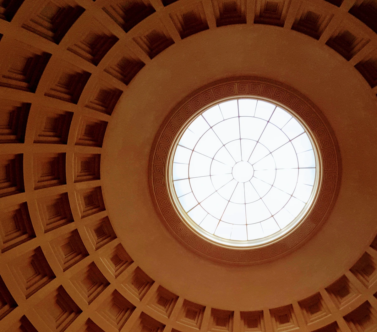 Domed ceiling and oculus